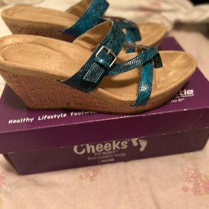 Cheeks by Tony Little Wedge Sandals Never worn